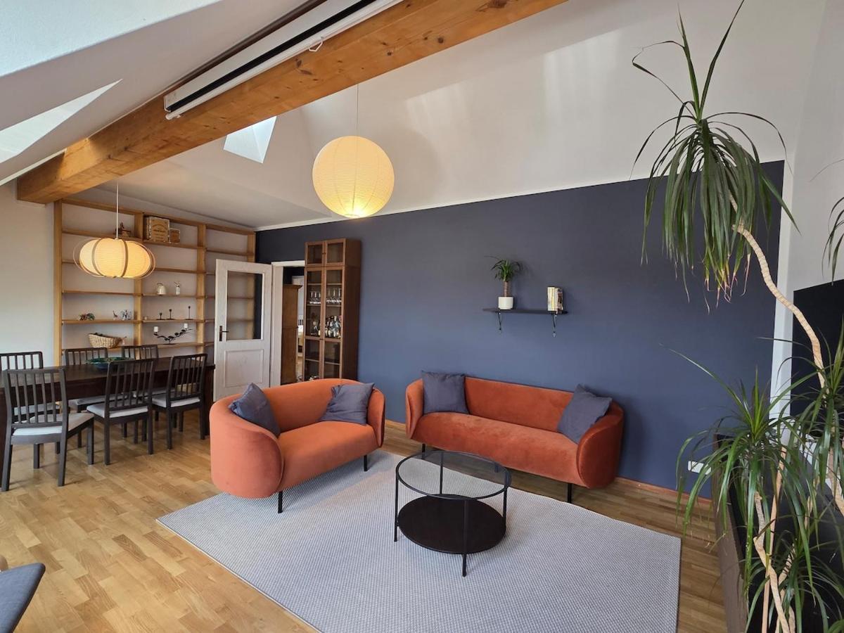 Penthouse In The Neustadt Apartment
